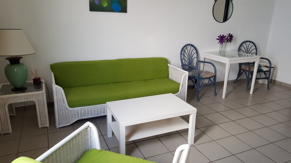 Pozo Izquierdo Ciw Hostel מראה חיצוני תמונה