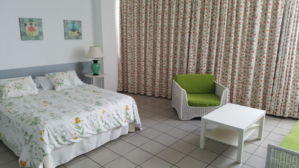 Pozo Izquierdo Ciw Hostel מראה חיצוני תמונה