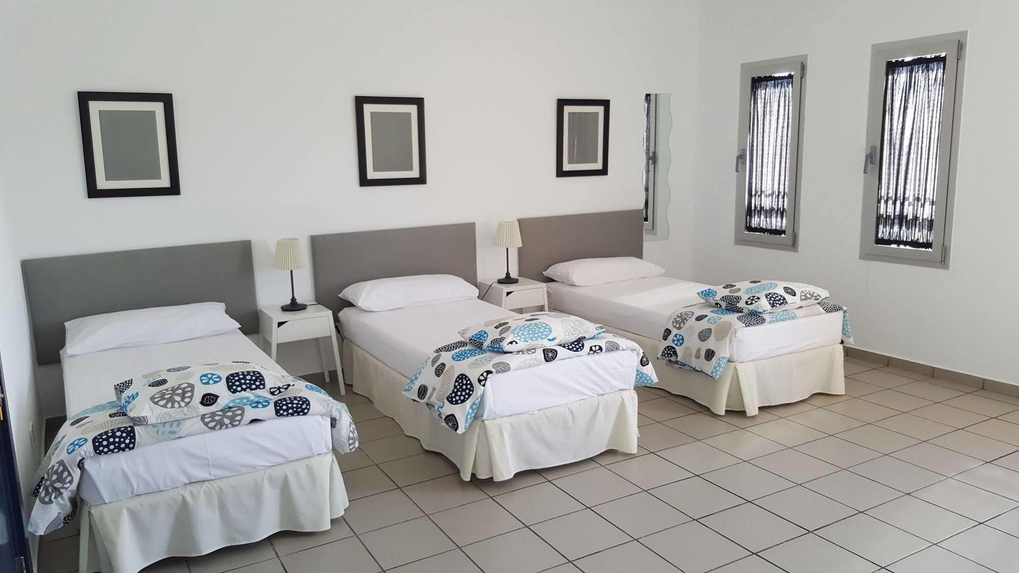 Pozo Izquierdo Ciw Hostel מראה חיצוני תמונה